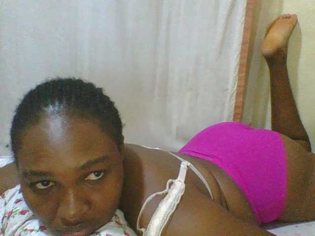 hot-masha, en directo ahora en BongaCams