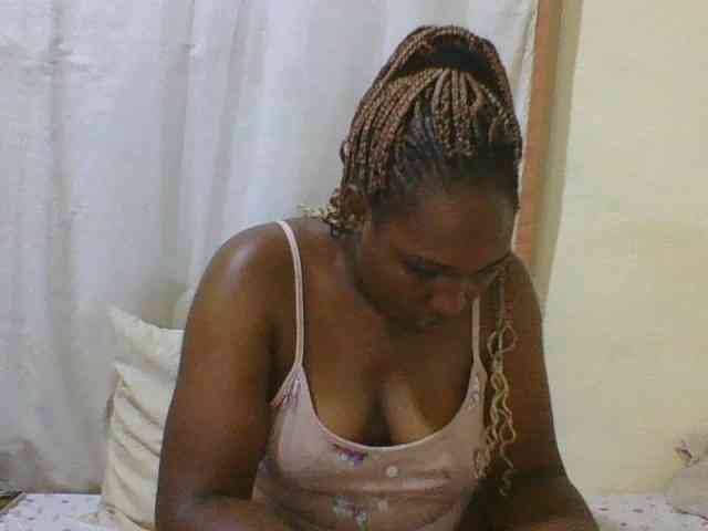 hot-masha Live Webcam on BongaCams