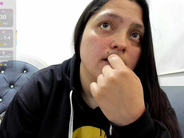 KataleyaStiward live cam on BongaCams