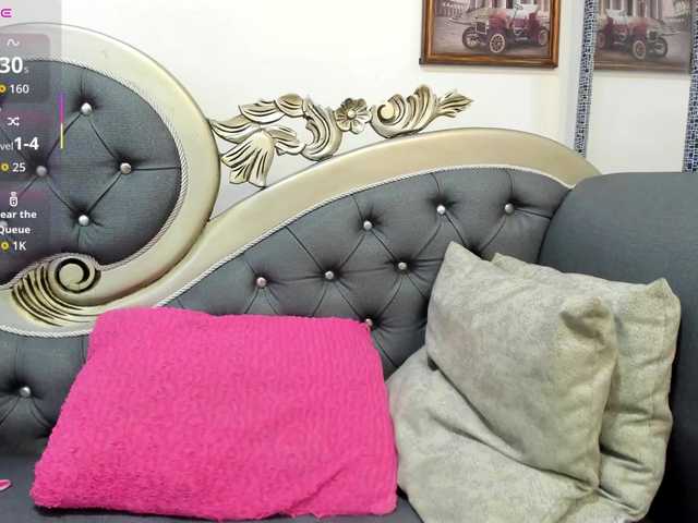KataleyaStiward live cam on BongaCams
