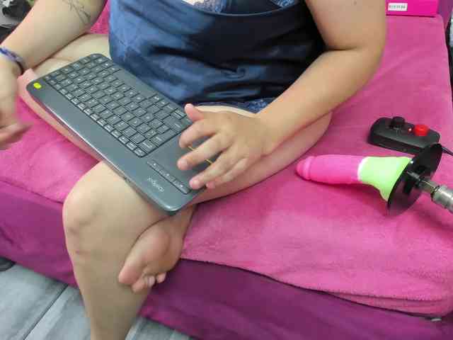 KataleyaStiward webcam