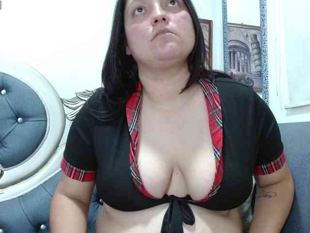 KataleyaStiward webcam