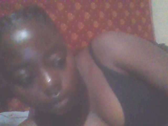 PrettyG live webcam show