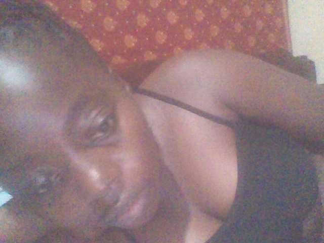 PrettyG live webcam show