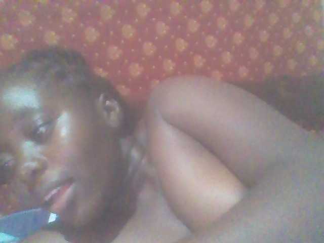 PrettyG live webcam show