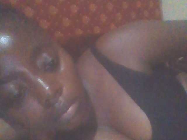 PrettyG live webcam show