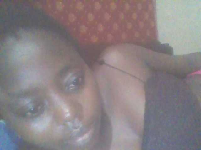 PrettyG's BongaCams show and profile