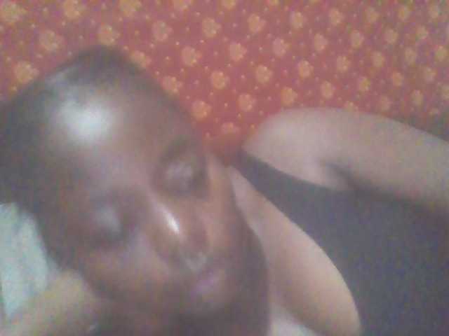 PrettyG live cam on BongaCams
