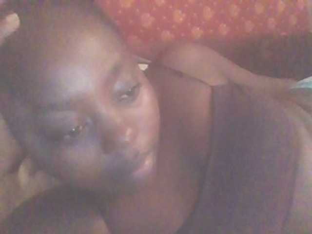 PrettyG live cam on BongaCams