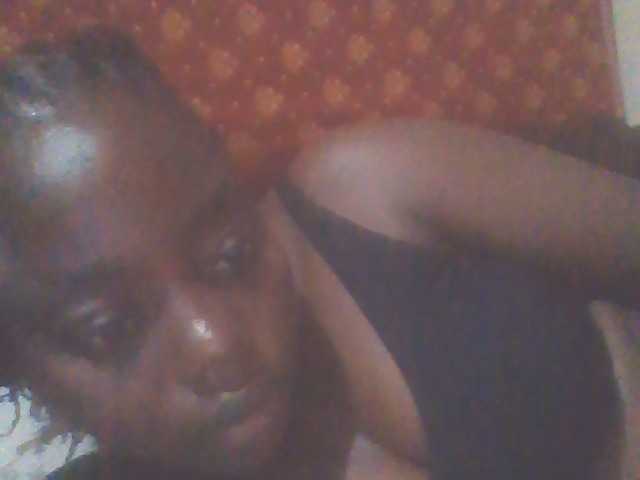 PrettyG live webcam show