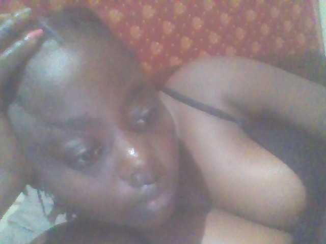 PrettyG live webcam show