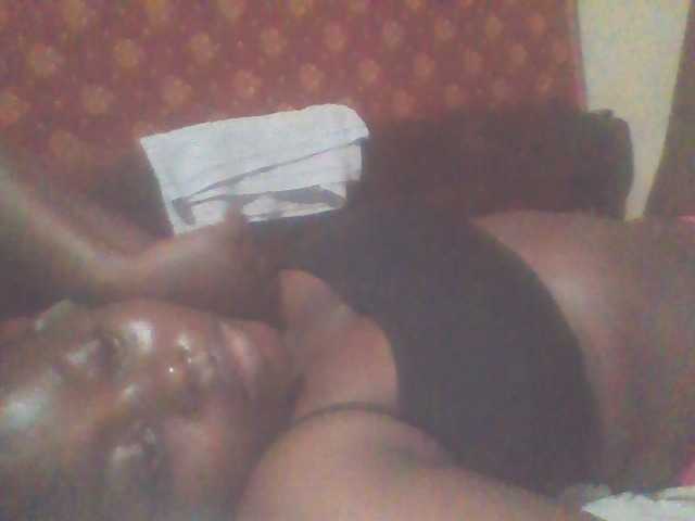 PrettyG live cam on BongaCams