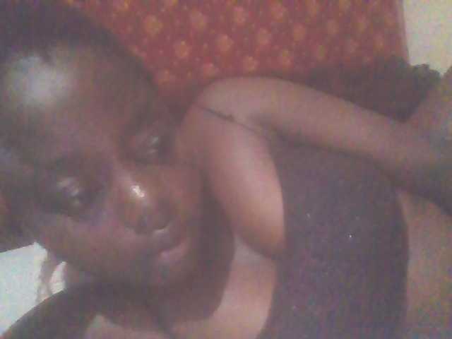 PrettyG live webcam show