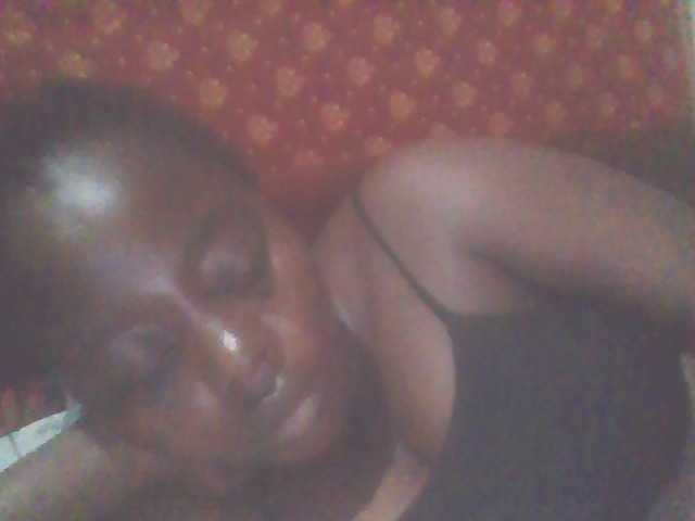 PrettyG live cam on BongaCams
