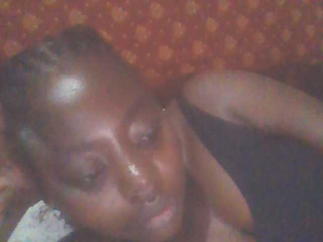 PrettyG live webcam show