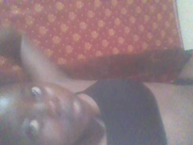 PrettyG live cam on BongaCams