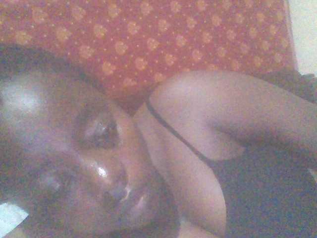 PrettyG live cam on BongaCams