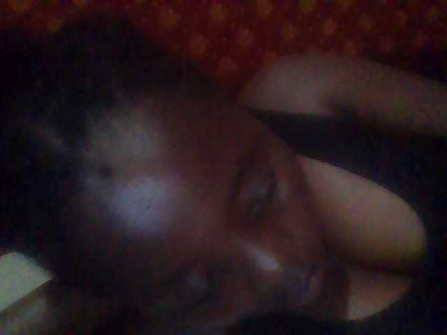 PrettyG live cam on BongaCams