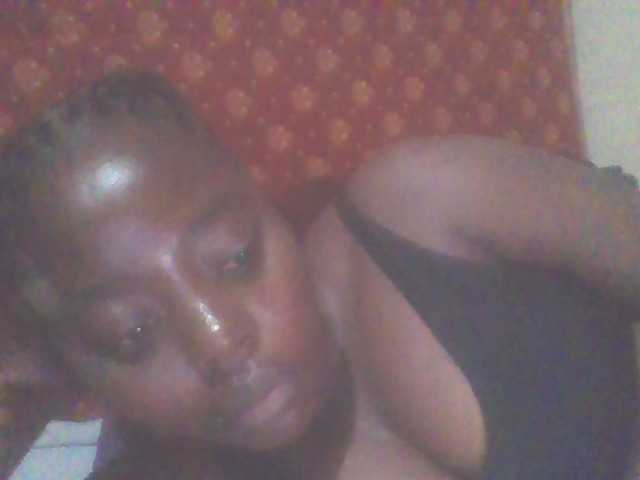 PrettyG live webcam show