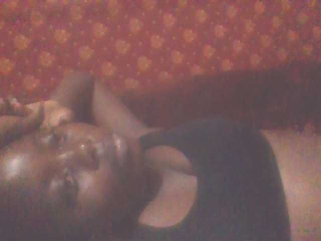 PrettyG live webcam show