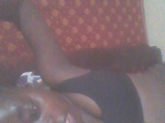 PrettyG live cam on BongaCams