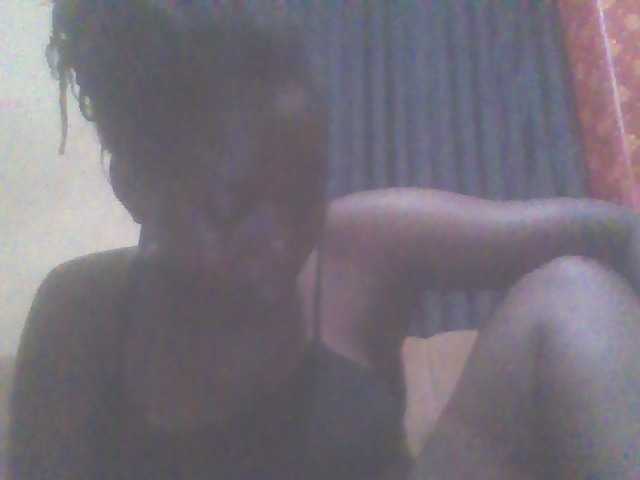 PrettyG live cam on BongaCams