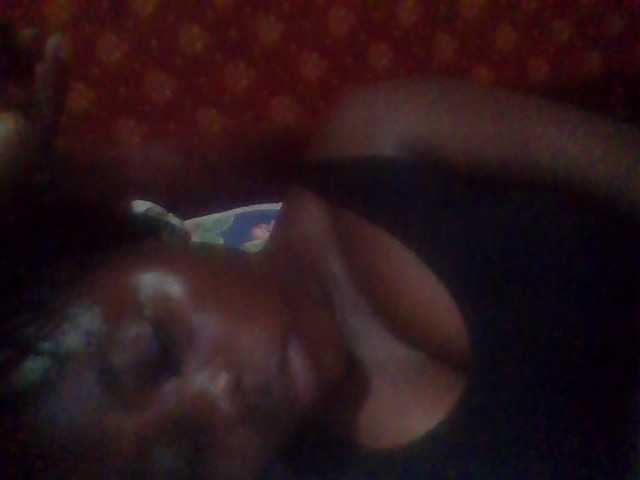 PrettyG live cam on BongaCams
