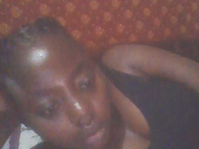 PrettyG live webcam show