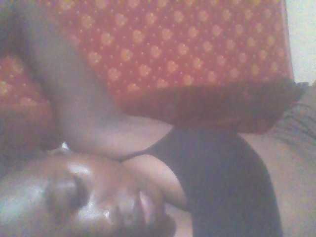 PrettyG live webcam show