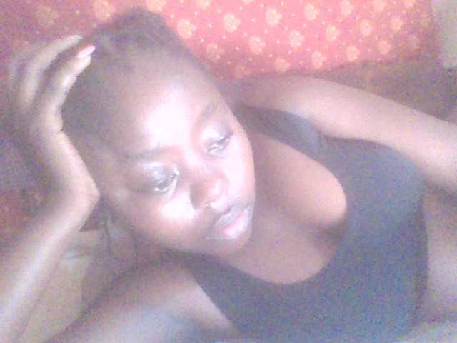 PrettyG live cam on BongaCams