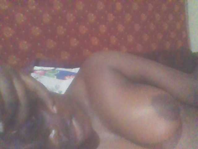 PrettyG live cam on BongaCams