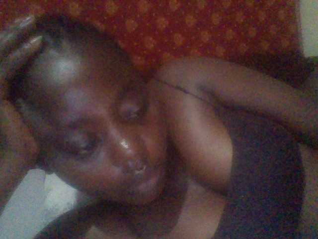 PrettyG live cam