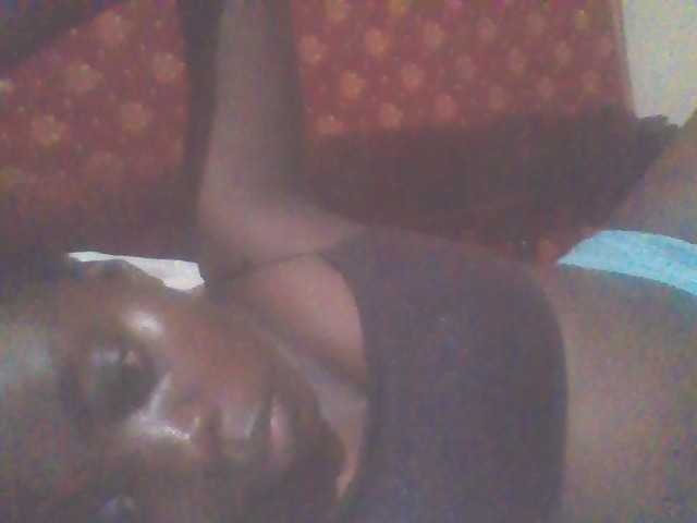 PrettyG live cam on BongaCams