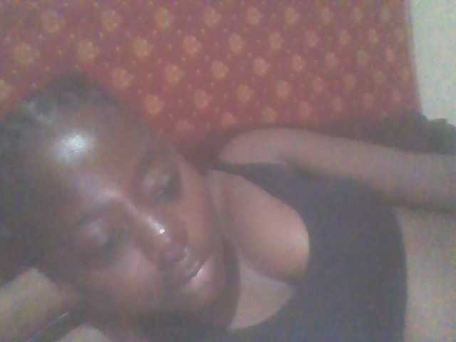 PrettyG live webcam show