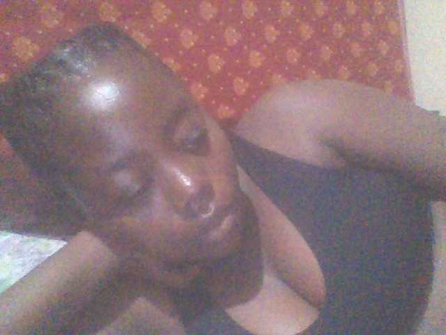 PrettyG live webcam show