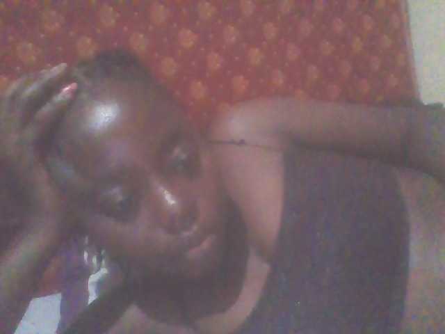 PrettyG live webcam show