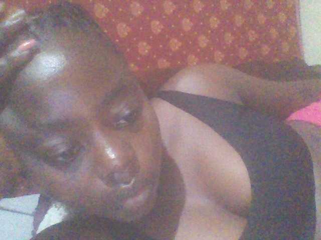 PrettyG live webcam show