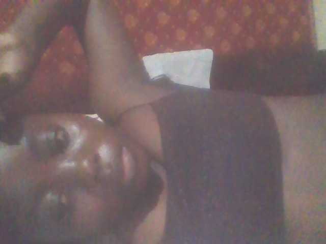 PrettyG live cam on BongaCams