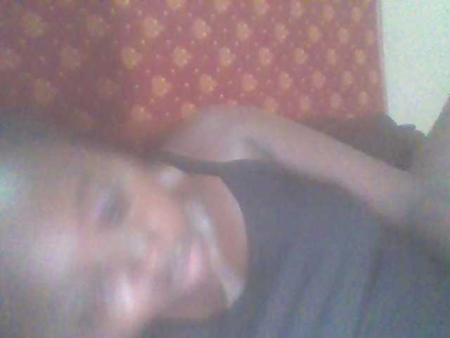 PrettyG's BongaCams show and profile