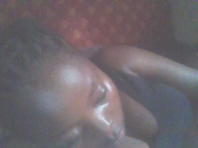 PrettyG live webcam show