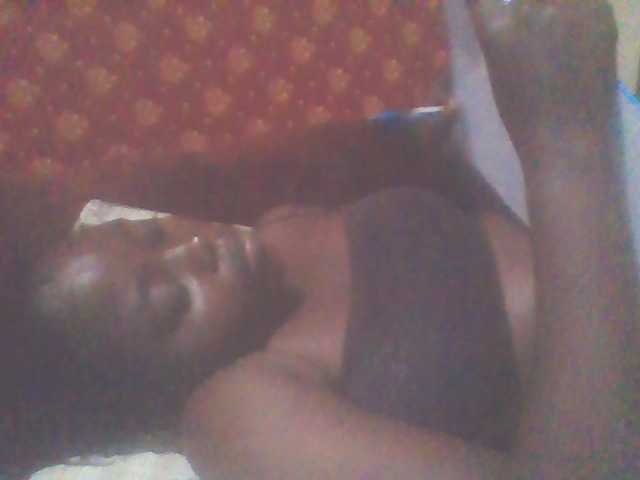 PrettyG live cam on BongaCams