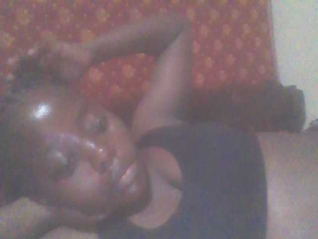 PrettyG live webcam show