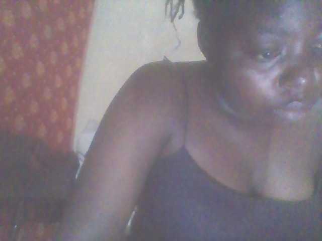 PrettyG live cam on BongaCams