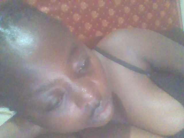 PrettyG live webcam show