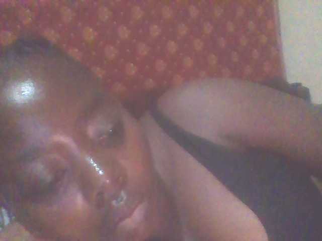 PrettyG live webcam show