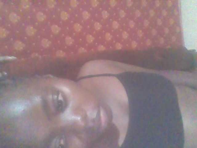 PrettyG live webcam show