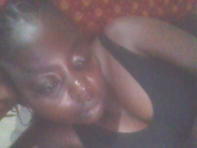 PrettyG live cam on BongaCams