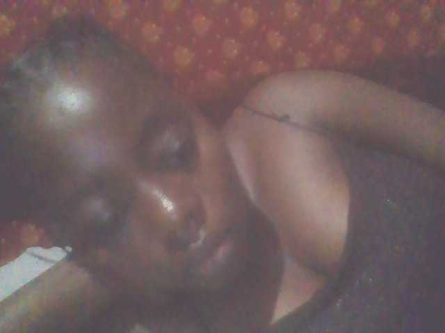PrettyG live webcam show
