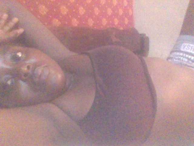 PrettyG's BongaCams show and profile