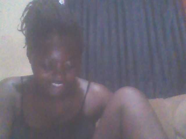 PrettyG live cam on BongaCams